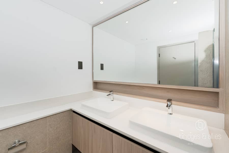 SINGLE ROW | 3 BR | RENTAL | BRAND NEW | - Image 14