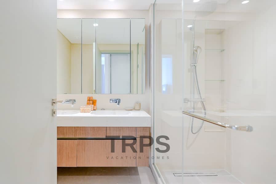 Seaside Residence | Private Beach | Palm View - Image 17