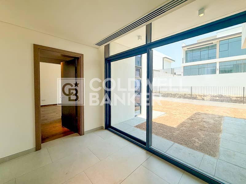 Great Location | Spacious | Big Plot