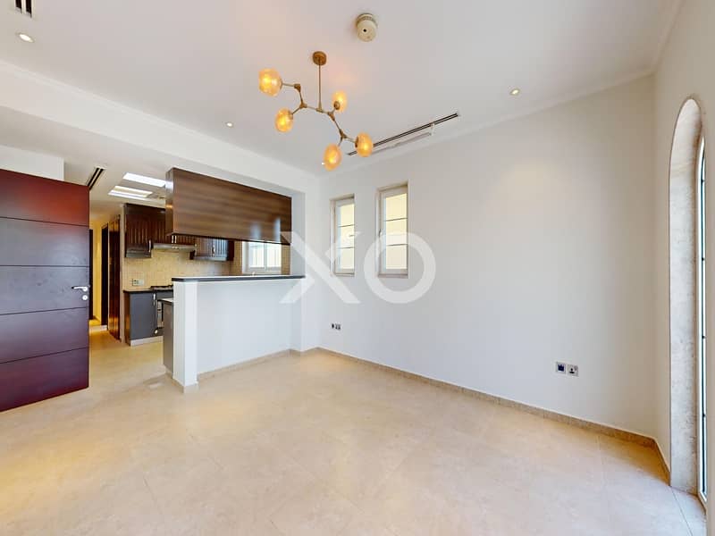 VACANT SOON | SINGLE ROW | CLOSE TO PARK