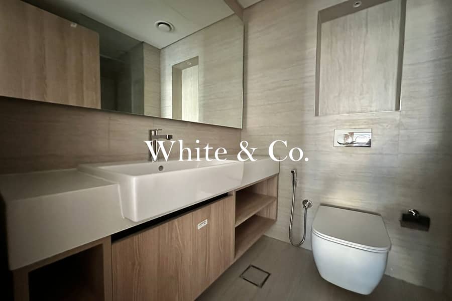 Brand New | Marina Facing | Handover Soon - Image 7