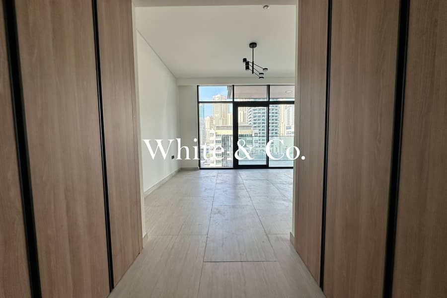 Brand New | Marina Facing | Handover Soon - Image 10