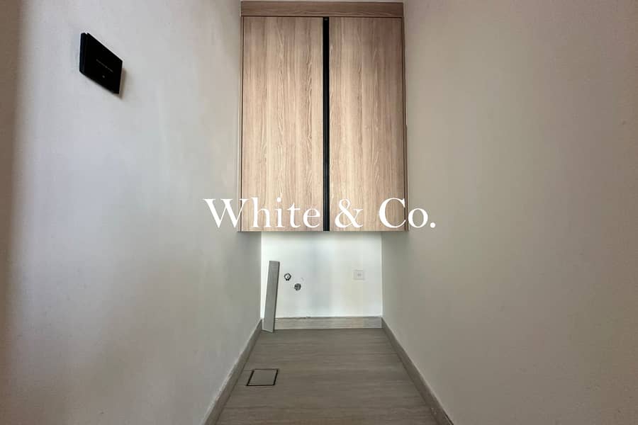 Brand New | Marina Facing | Handover Soon - Image 11