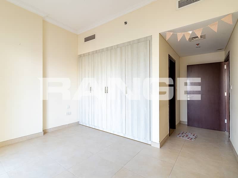 1BR Apt. With Balcony And Pool View | Vacant