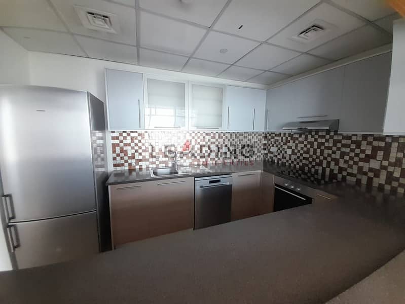 Sea View| High Floor| Chiller Free| Vacant - Image 11