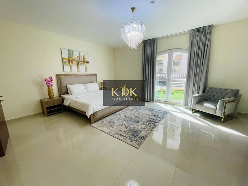 4 bed | Best Ammenities | Spacious