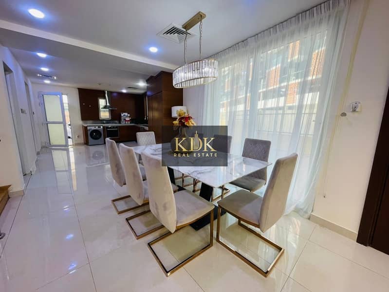 4 bed | Best Ammenities | Spacious