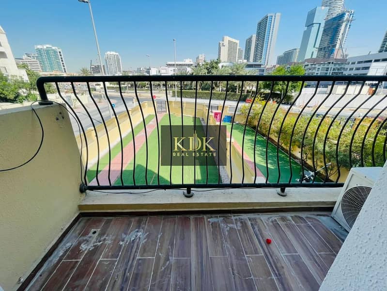 4 bed | Best Ammenities | Spacious - Image 20