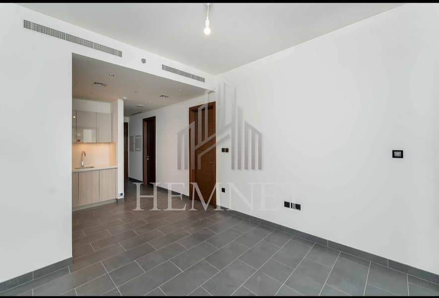 High Floor | Brand New | Genuine Resale - Image 6