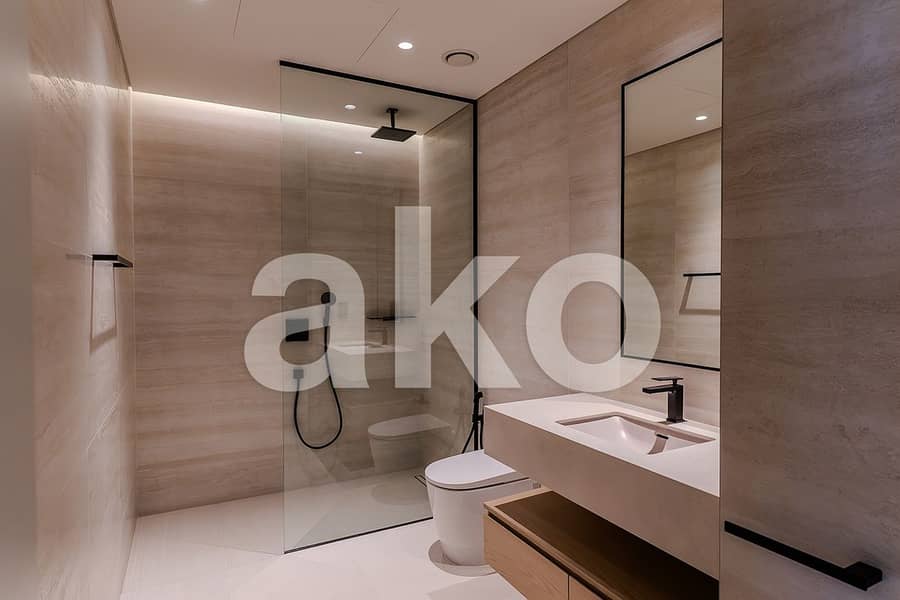 Exclusive Fully Fitted Furnished Studio High Floor - Image 7