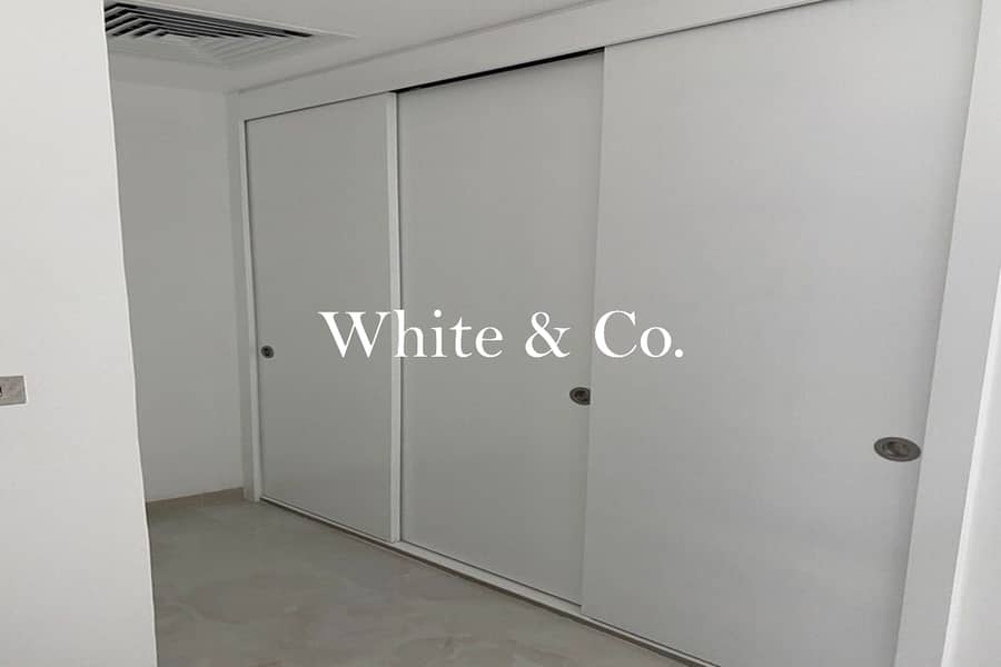 Beach Front | Upgraded | Best Position - Image 9