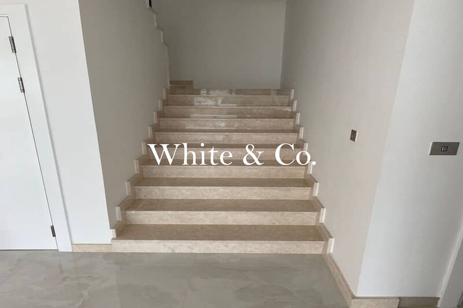 Beach Front | Upgraded | Best Position - Image 18