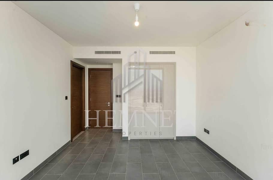 Unfurnished | Vacant | Brand New