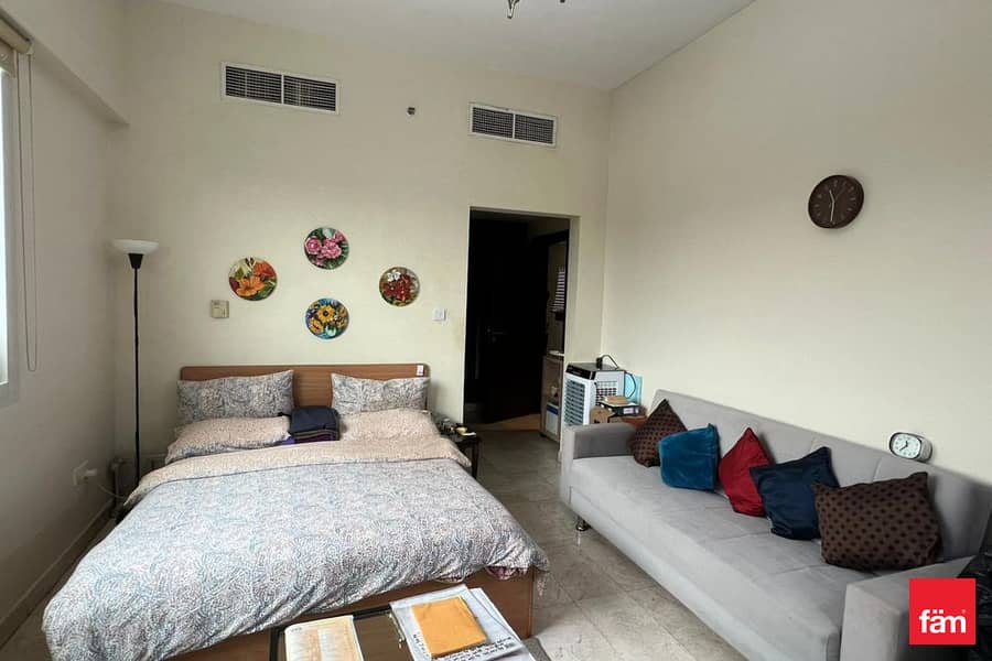 Unique Layout | Terrace Garden | Furnished and VOT - Image 8