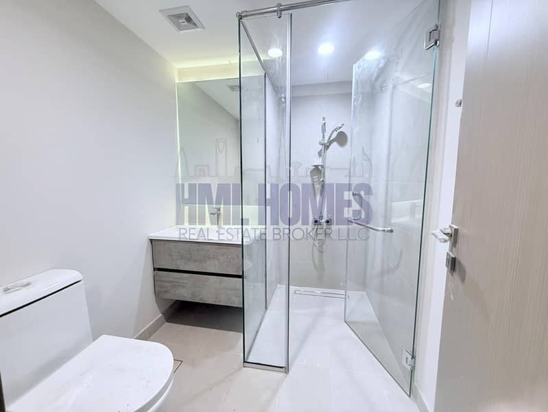 LUXURY VILLA | NEWLY RENOVATED | BIG GARDEN - Image 17