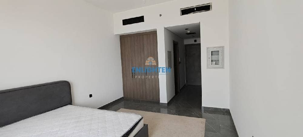 Furnished| Community View| Vacant