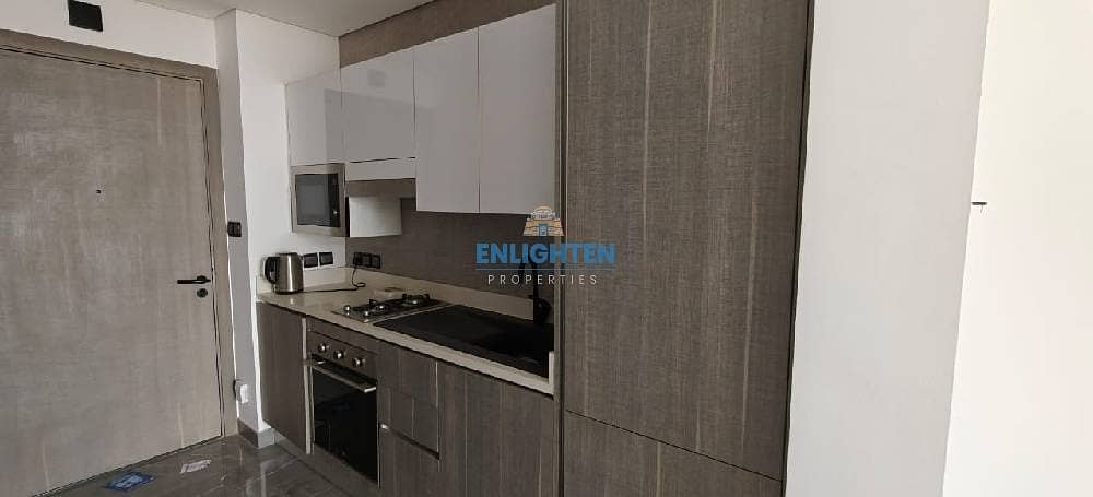 Furnished| Community View| Vacant