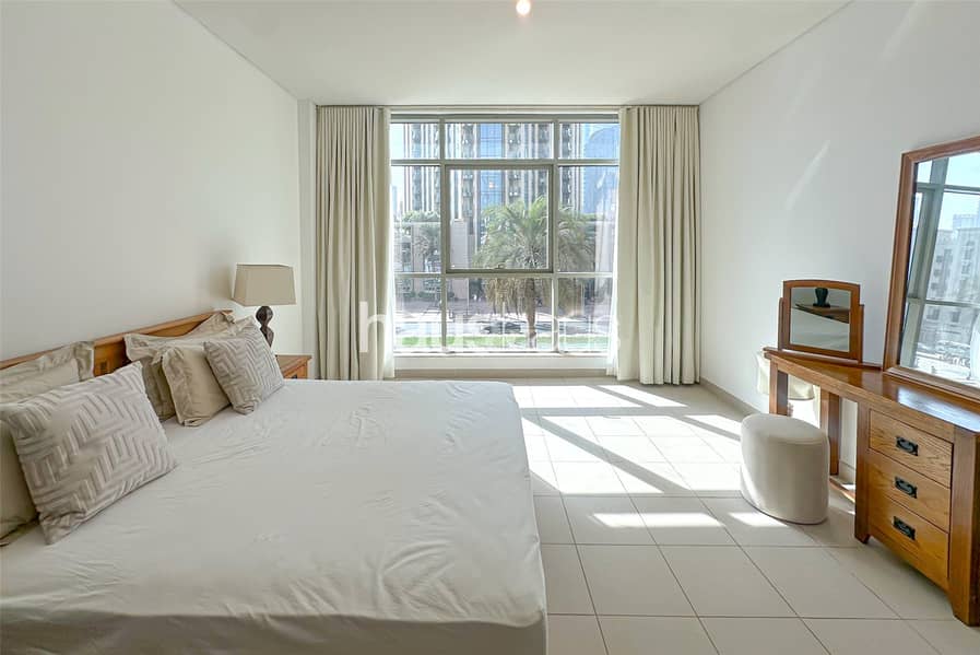 Huge Layout | Boulevard View | Extra Storage Room - Image 12