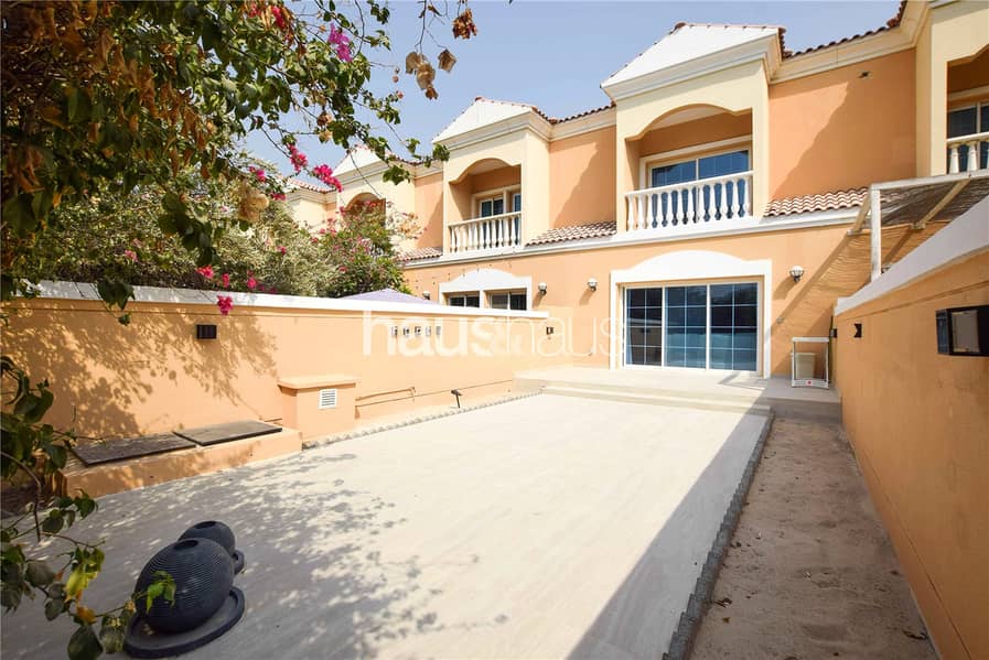 Extended | Upgraded | 2 Bed 3 Bath - Image 13