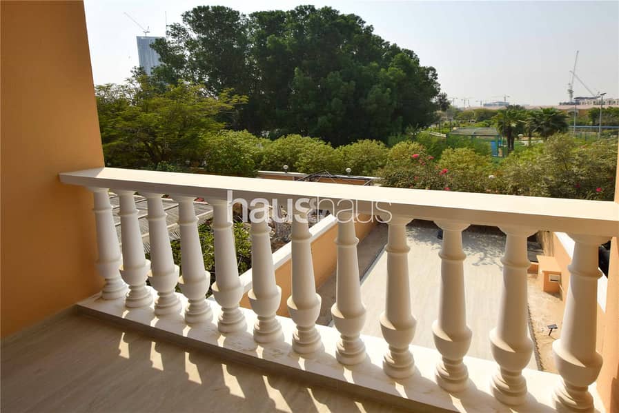 Extended | Upgraded | 2 Bed 3 Bath - Image 16