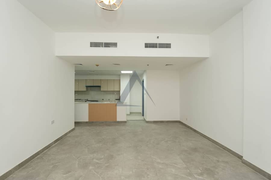 Vacant | Spacious | Prime location