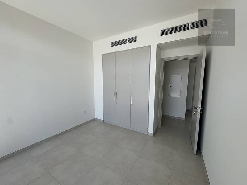 Prime Location | Close To Amenities | Big Plot | - Image 8