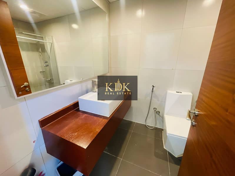 4bed | Best Ammenities | Spacious - Image 10