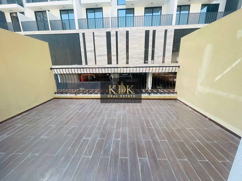 4bed | Best Ammenities | Spacious - Image 16