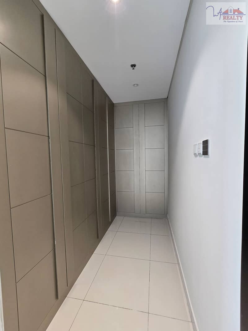 Amazing 2 Bedrooms Apartment with Maids Room - Image 14