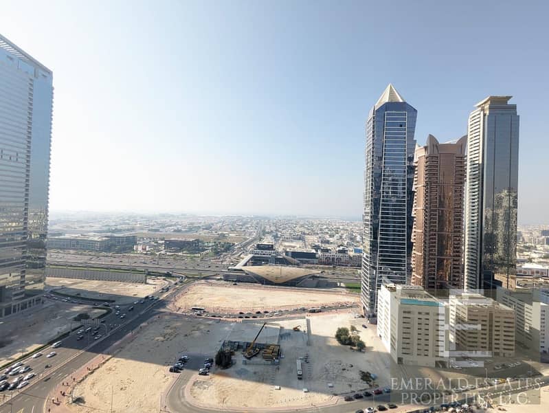 SPACIOUS 2 BR | SHEIKH ZAYED VIEW | HIGH FLOOR