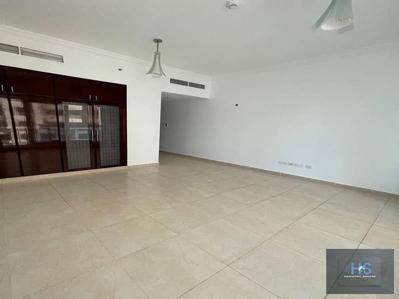 PRIME LOCATION | SPACIOUS 2 BHK + MAID ROOM