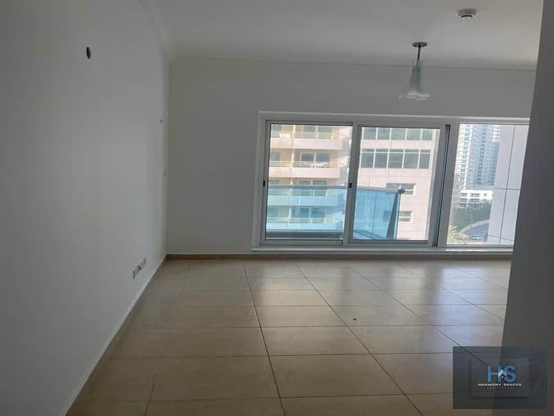 PRIME LOCATION | SPACIOUS 2 BHK + MAID ROOM