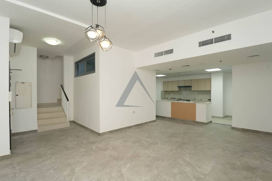 Vacant | Spacious | Prime location