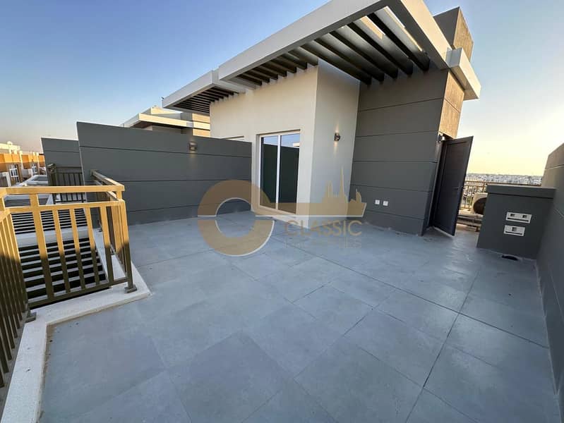 Modern 3BR with Garden | Ideal Investment - Image 22