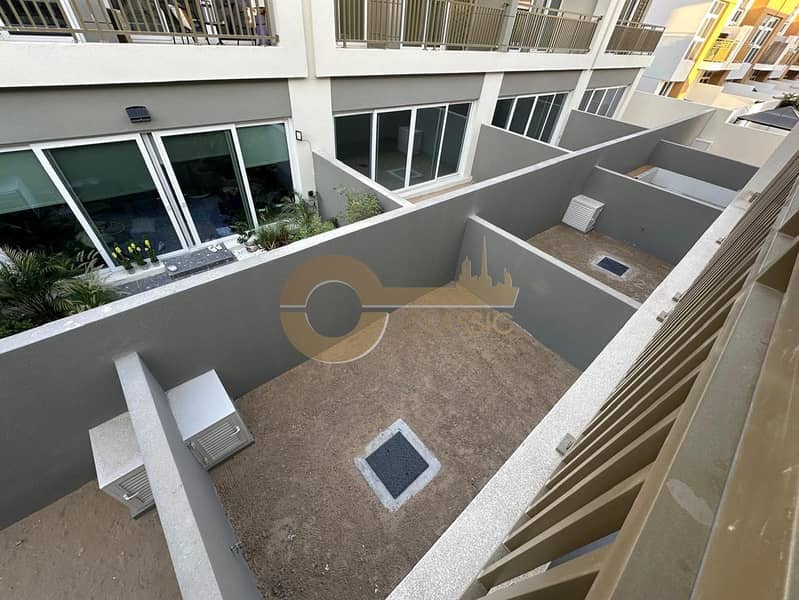 Modern 3BR with Garden | Ideal Investment - Image 25