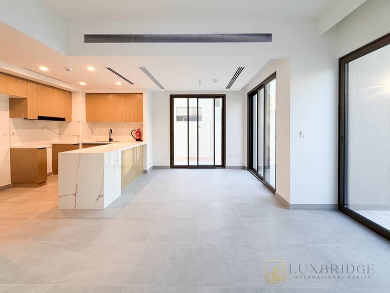 Just Handed Over | Close to Pool | Spacious 4br