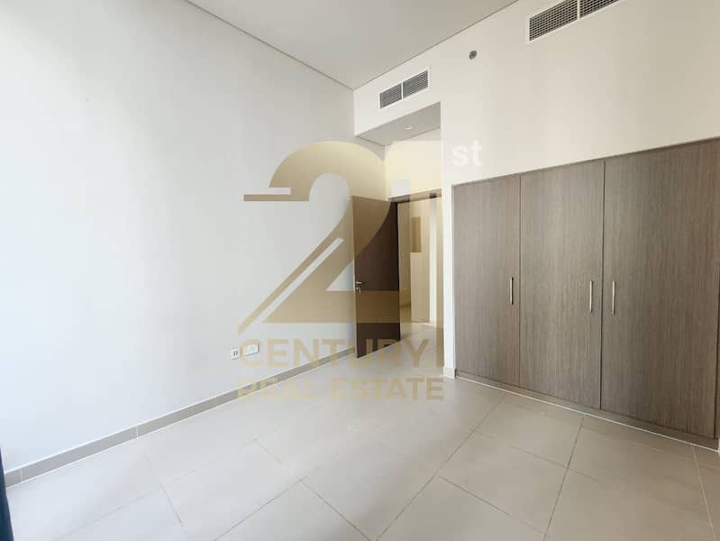 CANAL VIEW | UNFURNISHED | GENUINE RE-SALE - Image 7