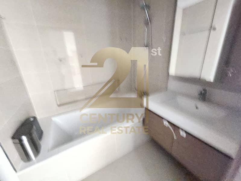 CANAL VIEW | UNFURNISHED | GENUINE RE-SALE - Image 9