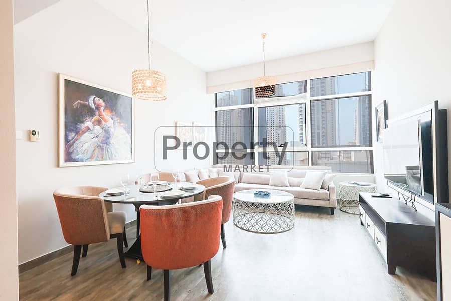 Near to Mall, Metro and Beach | Nicely Furnished