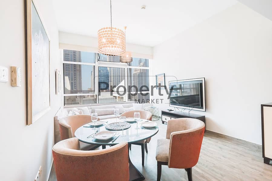 Near to Mall, Metro and Beach | Nicely Furnished