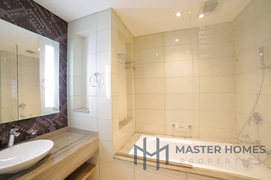 Serviced 1BR |Paramount Tower A |Meydan and Canal - Image 11