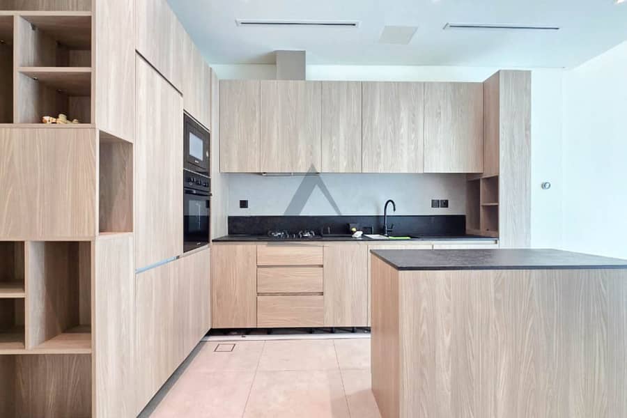 Spacious 1BR | Pool View | Ready to Move In