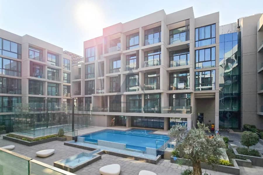 Spacious 1BR | Pool View | Ready to Move In - Image 9