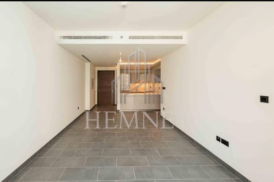 Unfurnished | Vacant | Brand New - Image 6