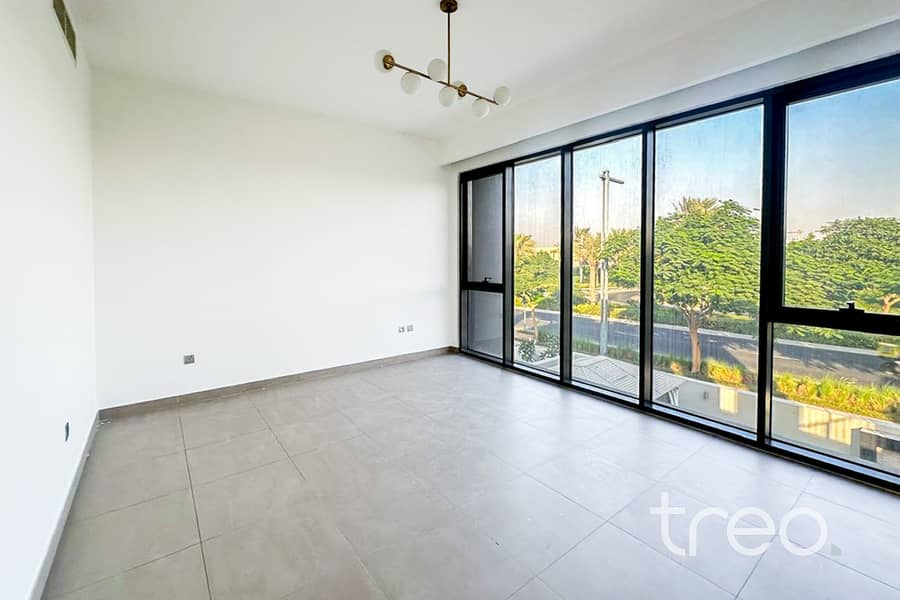 4 Bed | Single Row | Prime | Spacious - Image 9