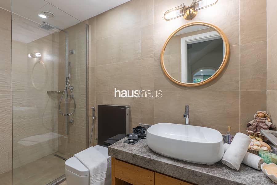 Bright and Stylish 4BR Villa | Family-Friendly - Image 39