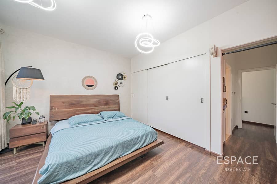 Corner Villa | Upgraded | Vastu - Image 10