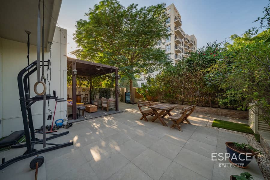 Corner Villa | Upgraded | Vastu - Image 20