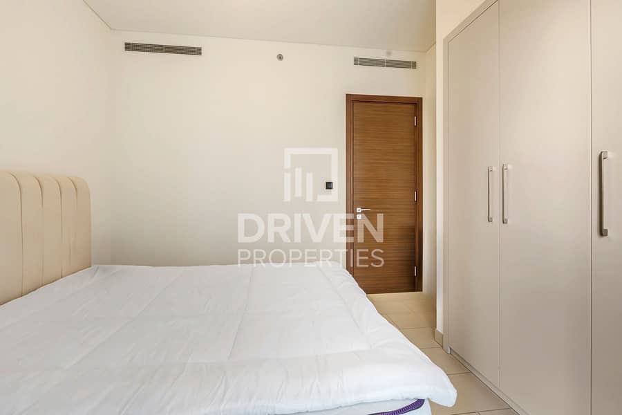 Fully Furnished | Modern Layout | Mid Floor - Image 7