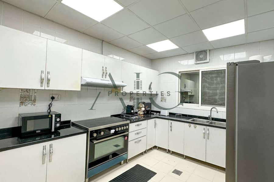 Fully Furnished 3BR Villa | Private Garden | Near Mirdif Avenue Mall - Image 11